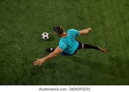 巴萨2-0西班牙人领先皇马7分，费尔明4分钟内助攻双响，奥尔