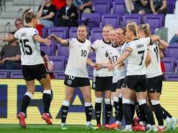 上赛季他攻入12球，有8粒进球通过直接作用为巴萨赢得积分。